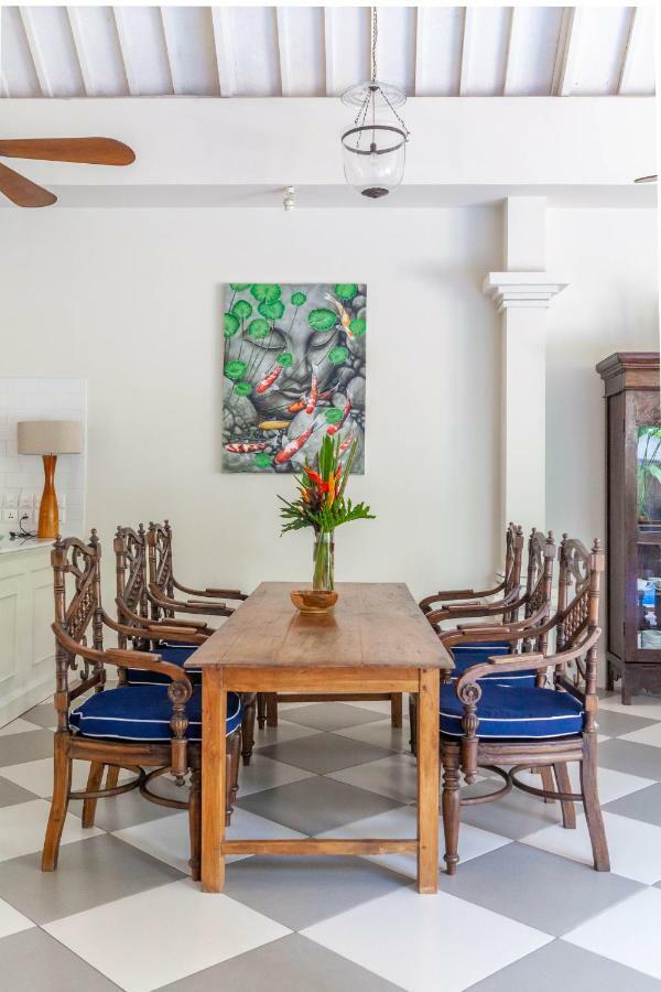 Villa Seni Seminyak Buitenkant foto